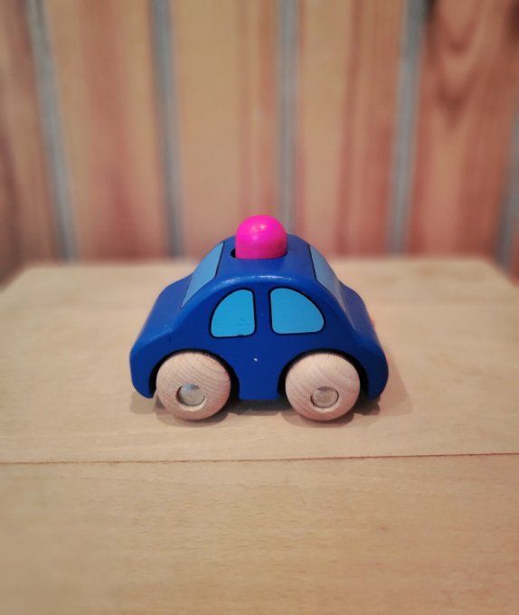 Voiture "pouêt-pouêt" (dès 1 an)